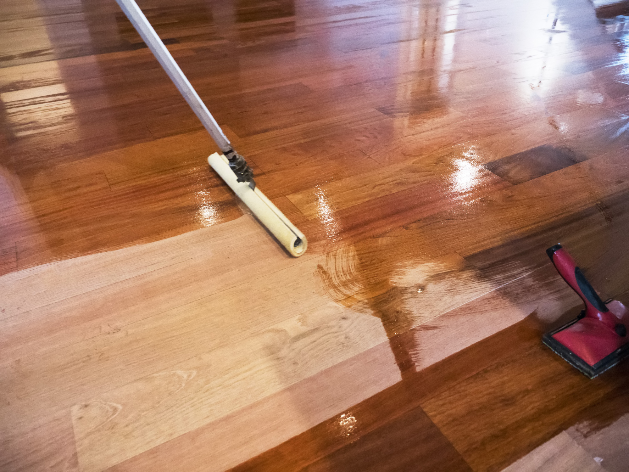 Water-Based vs. Oil-Based Hardwood Floor Finish: Which Is Right for Your Job? (Updated for 2026)